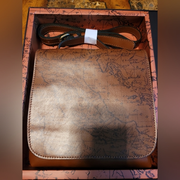 Patricia Nash NIB MESSENGER BAG AND WALLET - Picture 5 of 10